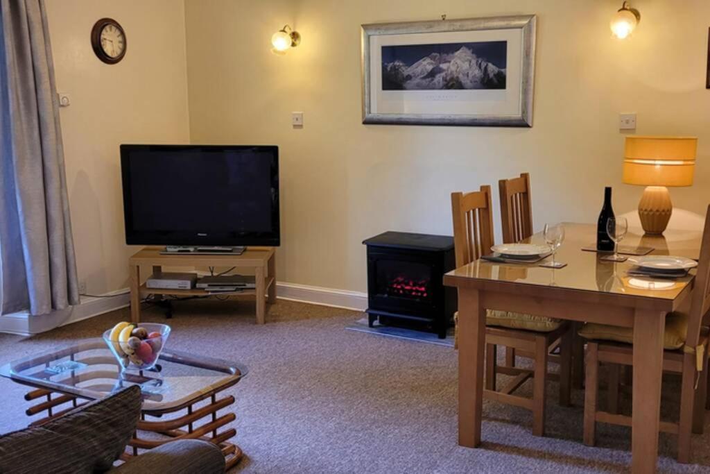 Pitlochry North Wing Apartment - Very Central エクステリア 写真